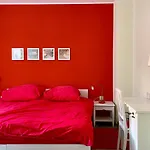 Oase Im Suedosten Leipzigs - Schoene, Ebenerdige 2-raum-apartments Mit Stellplatz Und Terrasse