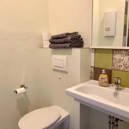 Oase Im Südosten Leipzigs - Schöne, Ebenerdige 2-raum-apartments Mit Stellplatz Und Terrasse Apartamento *