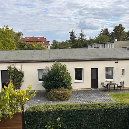 Apartmán Oase Im Suedosten Leipzigs - Schoene, Ebenerdige 2-raum-apartments Mit Stellplatz Und Terrasse *