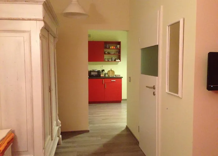 Oase Im Suedosten Leipzigs - Schoene, Ebenerdige 2-raum-apartments Mit Stellplatz Und Terrasse Appartamento *