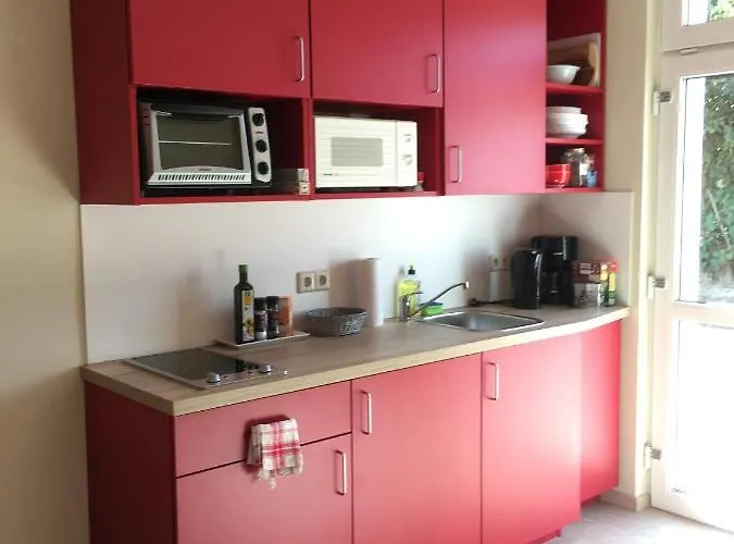 Appartamento Oase Im Suedosten Leipzigs - Schoene, Ebenerdige 2-raum-apartments Mit Stellplatz Und Terrasse *