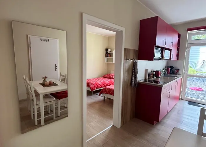 Oase Im Suedosten Leipzigs - Schoene, Ebenerdige 2-raum-apartments Mit Stellplatz Und Terrasse